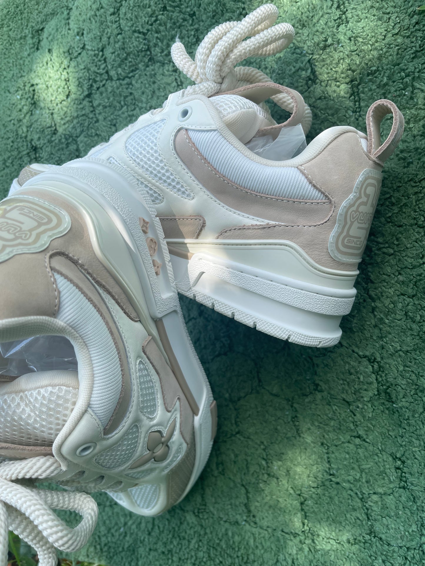 L V Sneakers